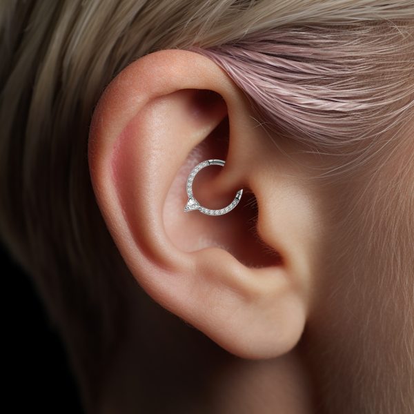 daith, septum piercing cirkónia kővel